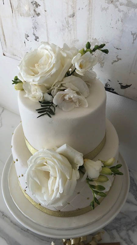 beautiful floral wedding cake