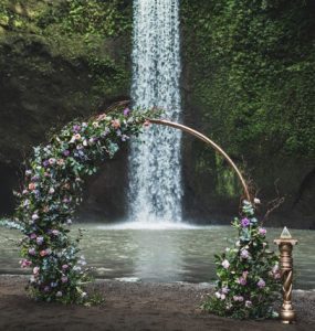 floral wedding arbour - round