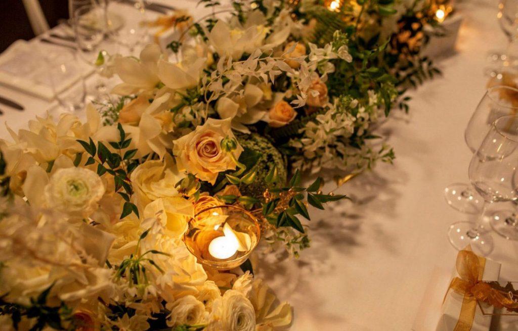 Romantic wedding table decorations